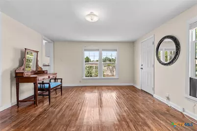 111 N 11th Street, Temple, TX 76501 - Photo 23