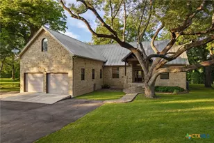 302 Guadalupe River Dr, Seguin, TX 78155 - Photo 1