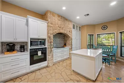 302 Guadalupe River Drive, Seguin, TX 78155 - Photo 15