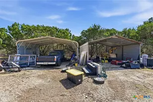460 Vine St, Kerrville, TX 78028 - Photo 29