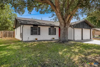 512 Monterrey Drive, Victoria, TX 77904 - Photo 1