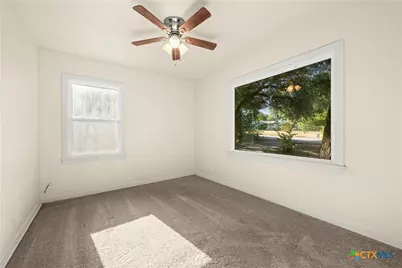 140 E 15th Avenue, Belton, TX 76513 - Photo 15