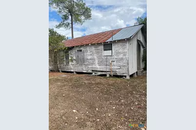 415 W Hamilton St., Cuero, TX 77954 - Photo 5
