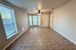 306 Oelkers Dr, New Braunfels, TX 78130 - Photo 3