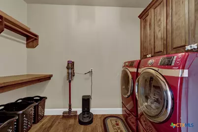 8383 N State Highway 123, Seguin, TX 78155 - Photo 19