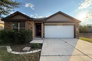 2934 Meadow Ridge, New Braunfels, TX 78130 - Photo 1
