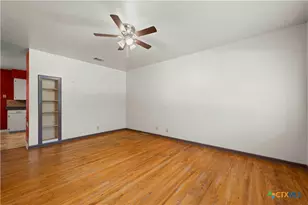 22 Park Ln, Lampasas, TX 76550 - Photo 3