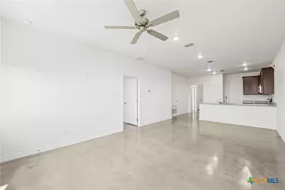 8902 Little Leaf Mulberry Drive, Killeen, TX 76542 - Photo 9