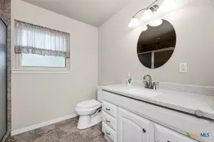 818 Mary Blvd, New Braunfels, TX 78130 - Photo 11