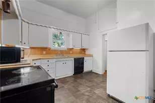 506 E Main St, Hamilton, TX 76531 - Photo 11