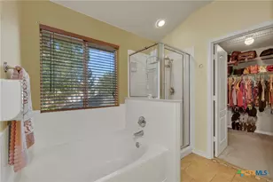 1611 Springhouse St, San Antonio, TX 78251 - Photo 35