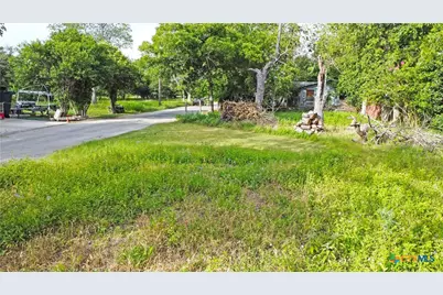 740 Comal Avenue, New Braunfels, TX 78130 - Photo 5
