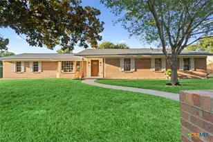 200 E 21st Ave, Belton, TX 76513 - Photo 1