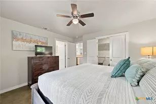 464 Pecan Row, Canyon Lake, TX 78132 - Photo 25