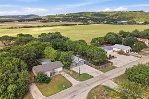 464 Pecan Row, Canyon Lake, TX 78132 - Photo 41