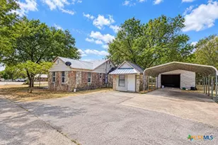 1115 W Main St, Gatesville, TX 76528 - Photo 3