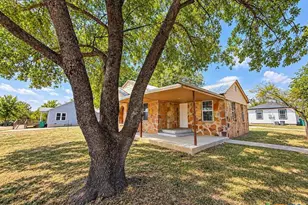 1115 W Main St, Gatesville, TX 76528 - Photo 5