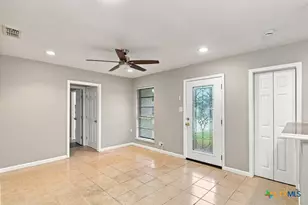 3003 Gayle St, Victoria, TX 77901 - Photo 5