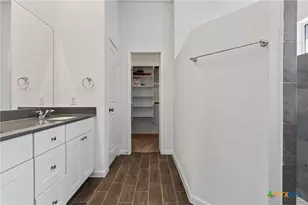 9351 Oxford Shire, San Antonio, TX 78254 - Photo 15