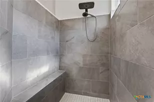 9351 Oxford Shire, San Antonio, TX 78254 - Photo 17