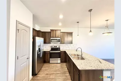 326 Green Valley Drive, Copperas Cove, TX 76522 - Photo 5