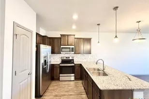 326 Grn Valley Dr, Copperas Cove, TX 76522 - Photo 5