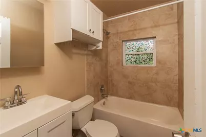 214 E Munroe Avenue, Temple, TX 76501 - Photo 13