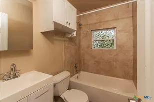 214 E Munroe Ave, Temple, TX 76501 - Photo 13