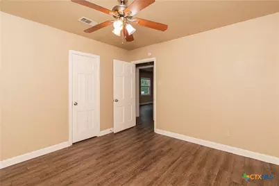 214 E Munroe Avenue, Temple, TX 76501 - Photo 15