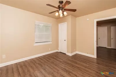214 E Munroe Avenue, Temple, TX 76501 - Photo 17