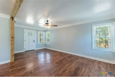 814 E Young Avenue, Temple, TX 76501 - Photo 5