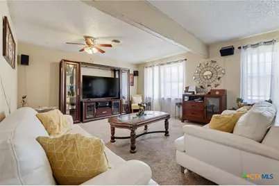 403 W Avenue F, Copperas Cove, TX 76522 - Photo 7