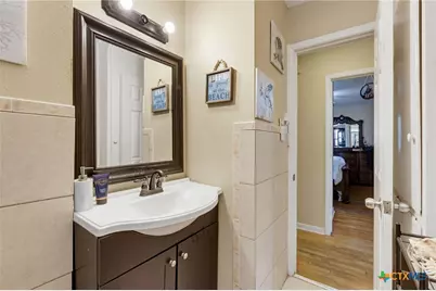 403 W Avenue F, Copperas Cove, TX 76522 - Photo 17