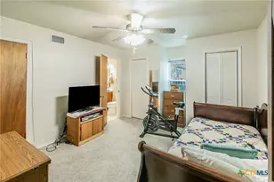 1505 N Beal St, Belton, TX 76513 - Photo 15