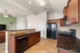 428 Parkfield Ln, Temple, TX 76502 - Photo 13