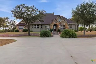 432 Creekwood Dr, Gonzales, TX 78629 - Photo 7