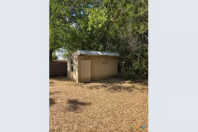 107 E Washington Avenue, Copperas Cove, TX 76522 - Photo 11