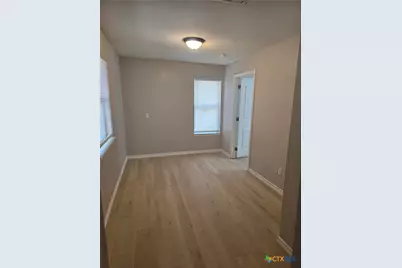 107 E Washington Avenue, Copperas Cove, TX 76522 - Photo 5