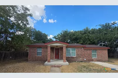 107 E Washington Avenue, Copperas Cove, TX 76522 - Photo 1