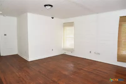 149 N Commercial Street, Goliad, TX 77963 - Photo 13