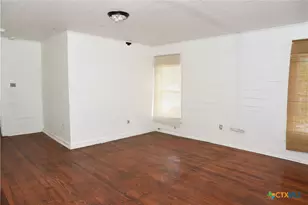 149 N Commercial St, Goliad, TX 77963 - Photo 13