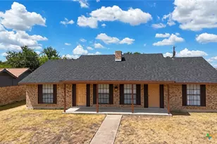 910 Saratoga, Temple, TX 76504 - Photo 1