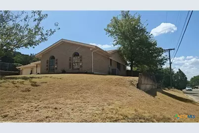 902 Davie Lee Drive, Copperas Cove, TX 76522 - Photo 3
