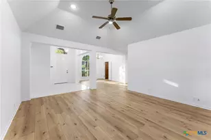 508 Riverwood Dr, Belton, TX 76513 - Photo 11