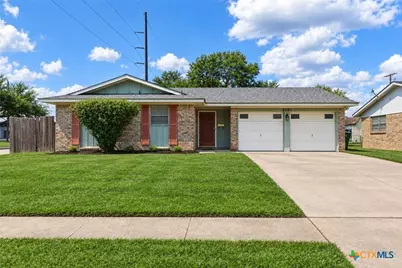 4601 Dahlia Lane, Victoria, TX 77904 - Photo 1