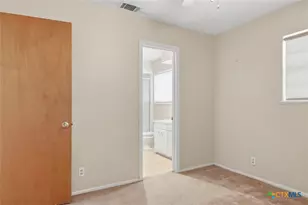 4601 Dahlia Ln, Victoria, TX 77904 - Photo 19
