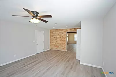 438 Forshage Boulevard, Seguin, TX 78155 - Photo 15