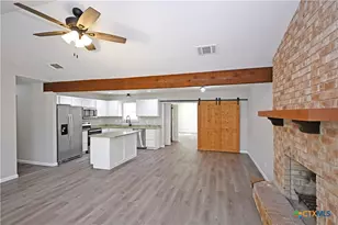 438 Forshage Blvd, Seguin, TX 78155 - Photo 9