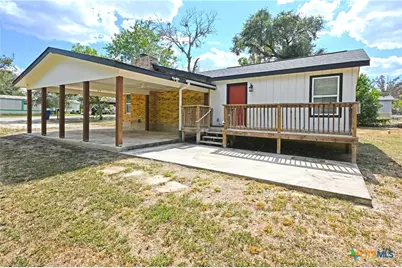 438 Forshage Boulevard, Seguin, TX 78155 - Photo 3