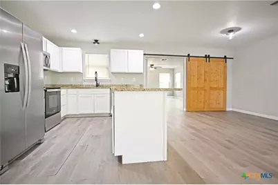 438 Forshage Boulevard, Seguin, TX 78155 - Photo 11